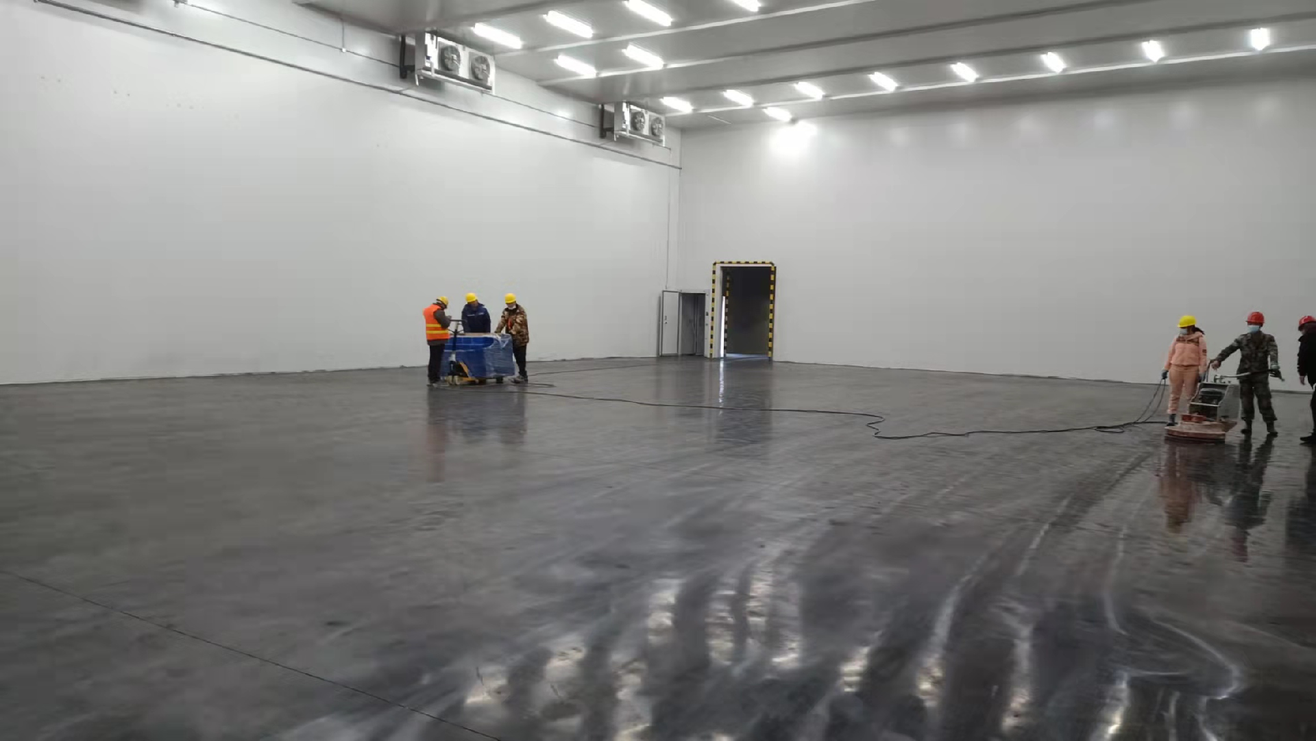 安徽久久丫建造8886m3食品生產基地冷庫工程案例 安徽久久丫建造8886m3食品生產基地冷庫工程案例